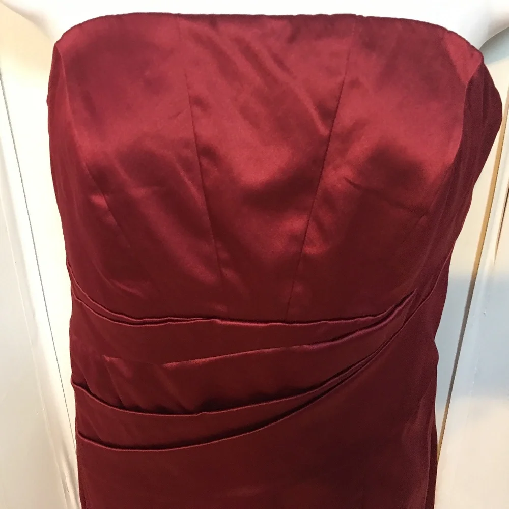 The Limited Satiny Red Dress 4 - Picture 3 of 8